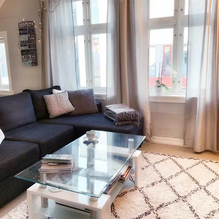 Appartement Strandgaten 201 *